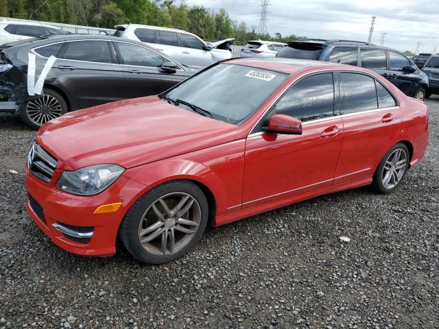 Obraz 1 z 2014 MERCEDES-BENZ C 250 2014 z VIN WDDGF4HB6EG233086