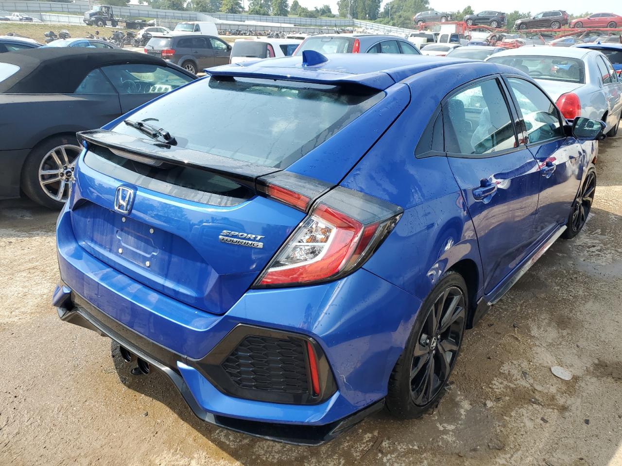 Image 3 of 2018 HONDA CIVIC SPORT TOURING 2018 with VIN SHHFK7H99JU208976
