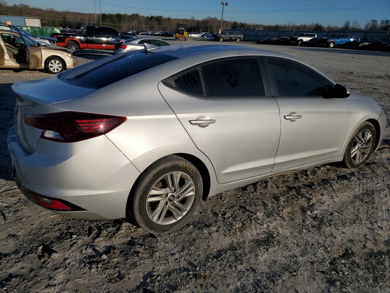 Изображение 3 2020 HYUNDAI ELANTRA SEL 2020 с VIN 5NPD84LF0LH533362