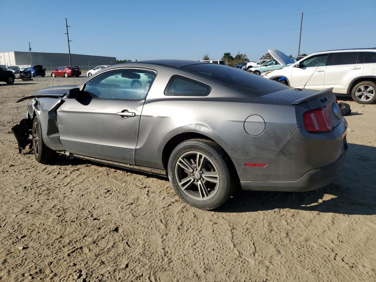 Obraz 2 z 2010 FORD MUSTANG 2010 z VIN 1ZVBP8AN0A5108651