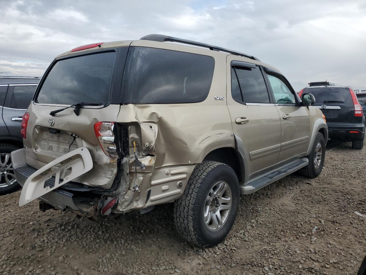 Image 3 of 2004 TOYOTA SEQUOIA SR5 2004 with VIN 5TDZT34A94S229041