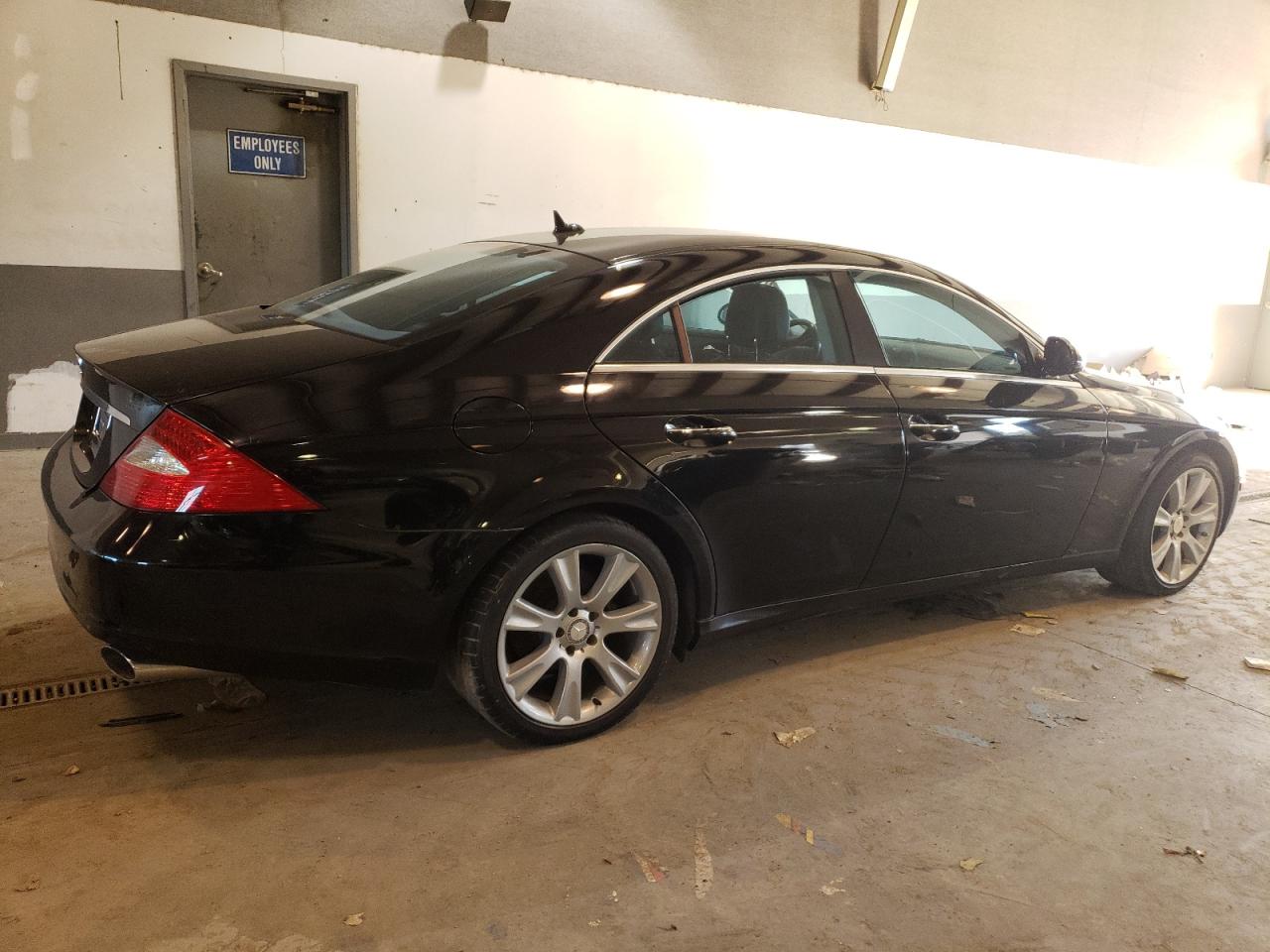 Image 3 of 2008 MERCEDES-BENZ CLS 550 2008 with VIN WDDDJ72X48A122504