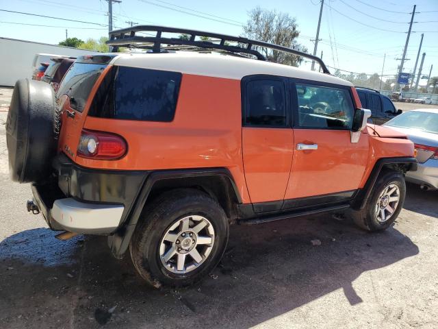 Obraz 3 z 2014 TOYOTA FJ CRUISER  2014 z VIN JTEBU4BF0EK186555