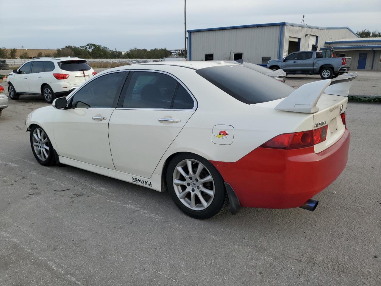 Image 2 of 2006 ACURA TSX  2006 with VIN JH4CL96876C010262
