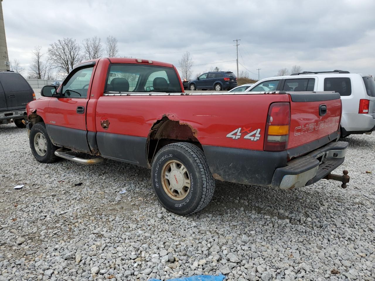 Image 2 of 2001 CHEVROLET SILVERADO K1500 2001 with VIN 1GCEK14W11Z243754