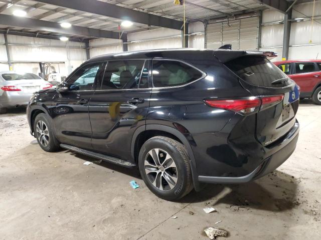 Image 2 of 2021 TOYOTA HIGHLANDER XLE 2021 with VIN 5TDHZRBH1MS085739