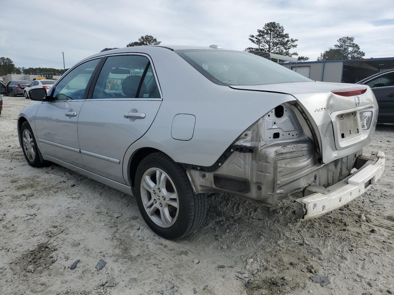 Image 2 of 2007 HONDA ACCORD EX 2007 with VIN 1HGCM56867A140779