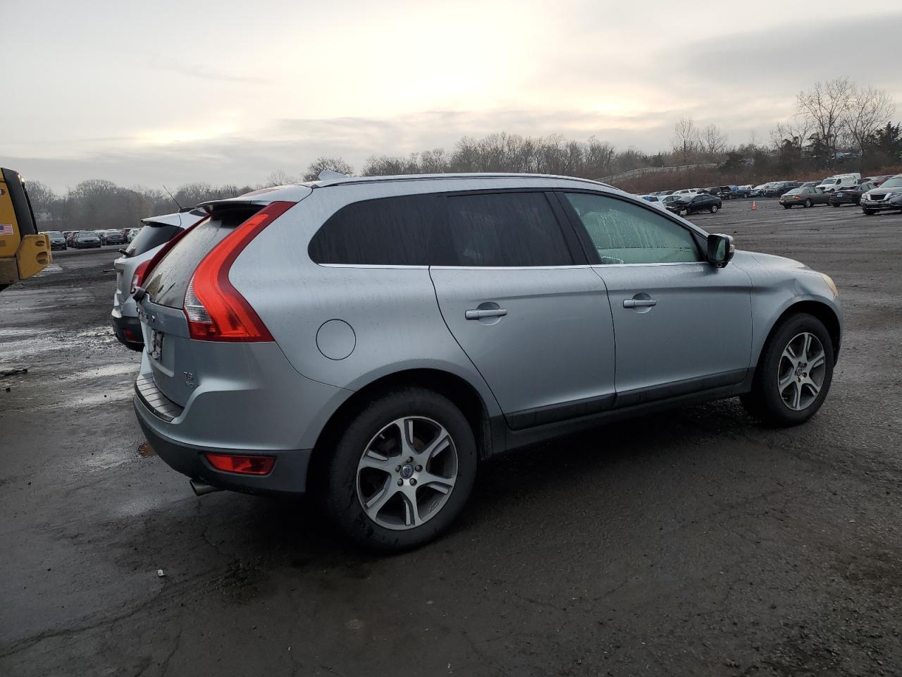 Изображение 3 2011 VOLVO XC60 T6 2011 с VIN YV4902DZ7B2178651