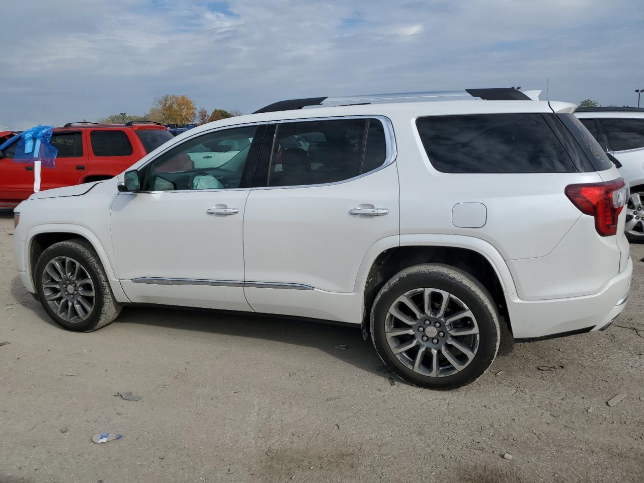 Image 2 of 2021 GMC ACADIA DENALI 2021 with VIN 1GKKNXLS3MZ108991
