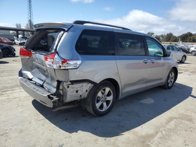 Изображение 3 2013 TOYOTA SIENNA LE 2013 с VIN 5TDKK3DC9DS315276