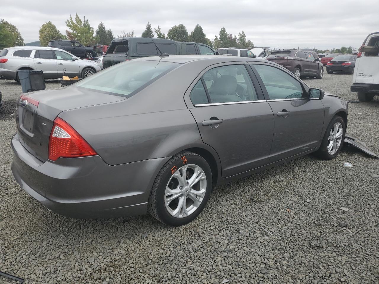 Obraz 3 z 2012 FORD FUSION SE 2012 z VIN 3FAHP0HA3CR194707