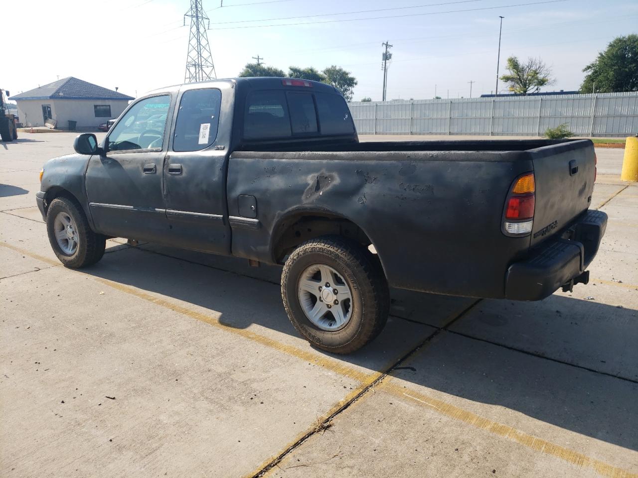 Image 2 of 2000 TOYOTA TUNDRA ACCESS CAB 2000 with VIN 5TBRT3411YS122094