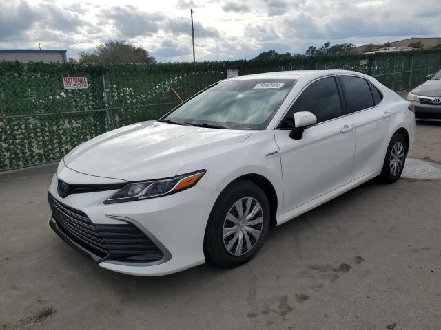 Obraz 1 z 2021 TOYOTA CAMRY LE 2021 z VIN 4T1C31AK2MU567654