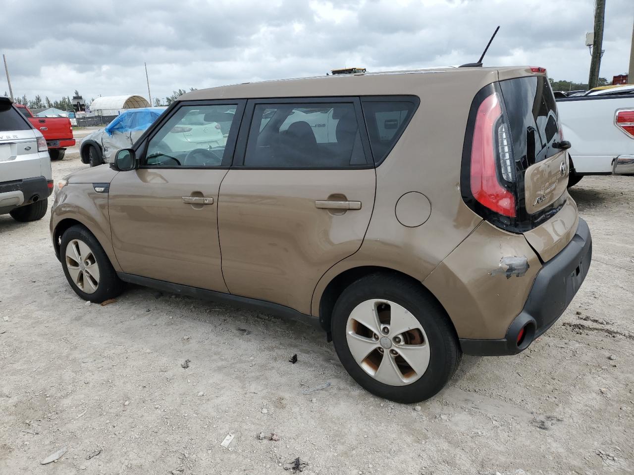 Image 2 of 2014 KIA SOUL  2014 with VIN KNDJN2A28E7011389