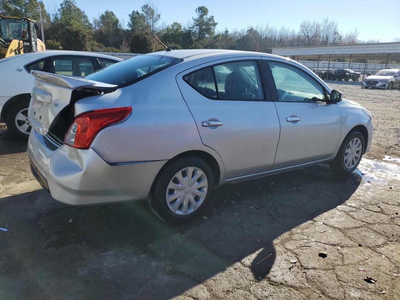 Obraz 3 z 2018 NISSAN VERSA S 2018 z VIN 3N1CN7AP2JL886512