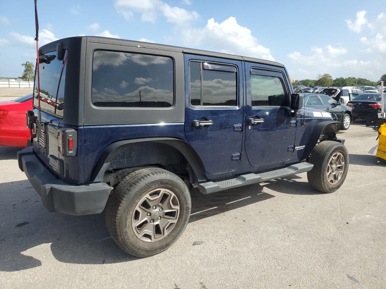 Image 3 of Jeep Wrangler Unlimited Rubicon 2013 with VIN 1C4HJWFG8DL613446