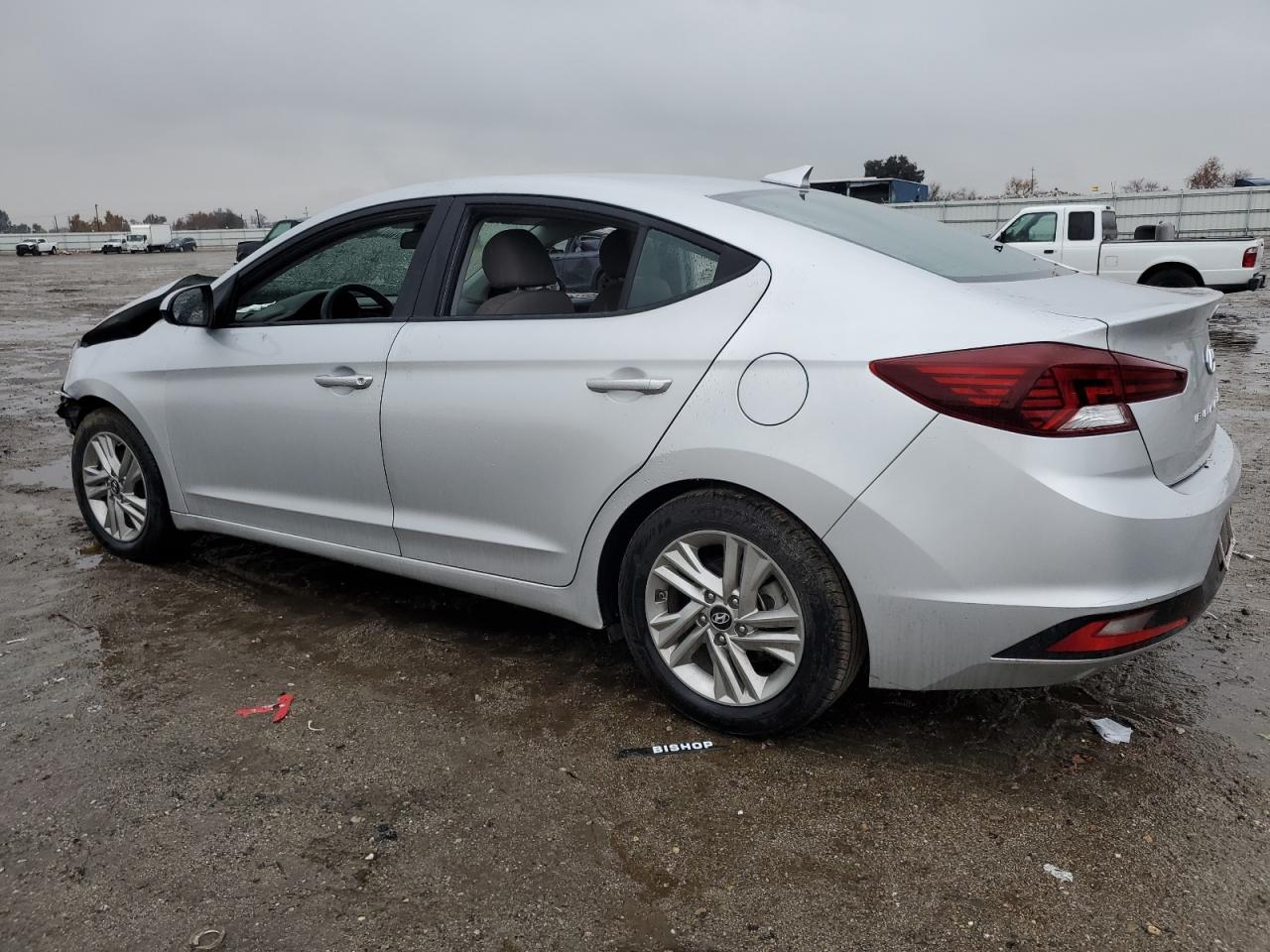 Image 2 of 2019 HYUNDAI ELANTRA SEL 2019 with VIN KMHD84LF7KU746325