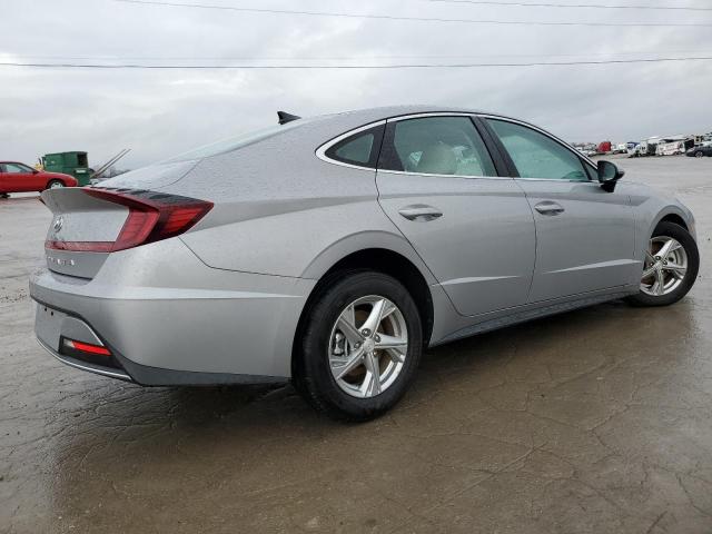 Obraz 3 z 2023 HYUNDAI SONATA SE 2023 z VIN KMHL24JA5PA276664
