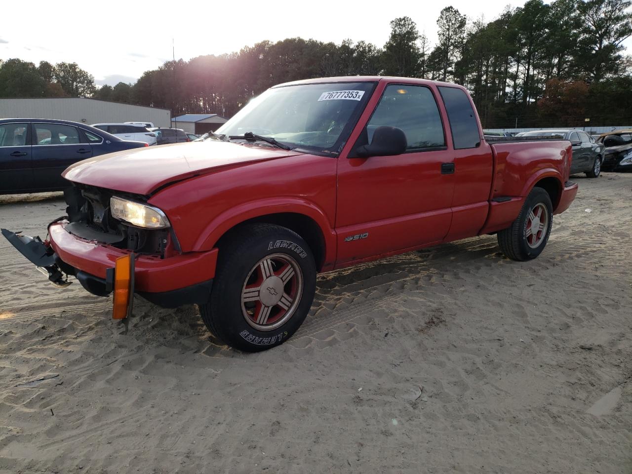 Image 1 of 1998 CHEVROLET S TRUCK S10 1998 with VIN 1GCCS19X3W8178816