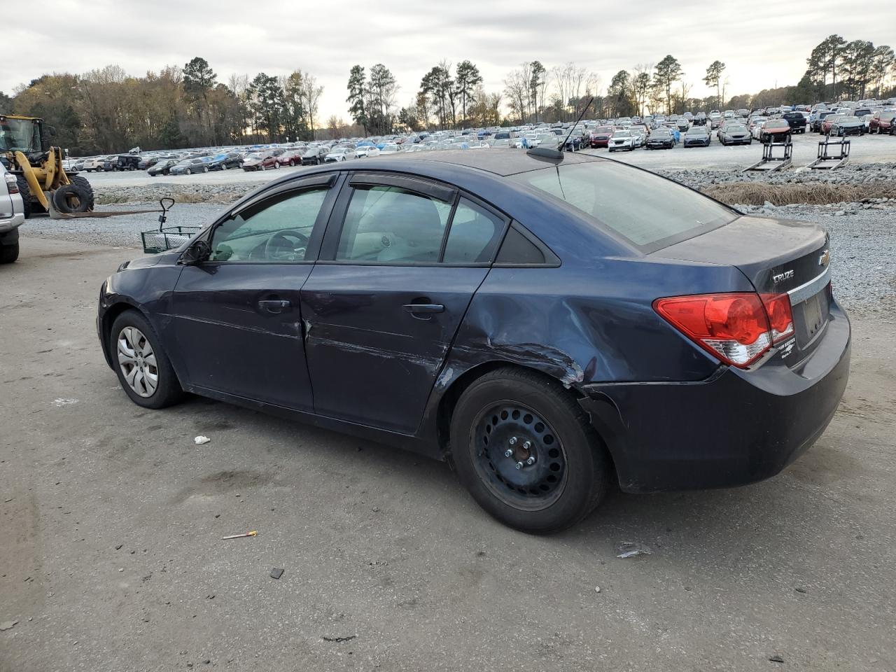 Изображение 2 2015 CHEVROLET CRUZE LS 2015 с VIN 1G1PA5SH4F7191183