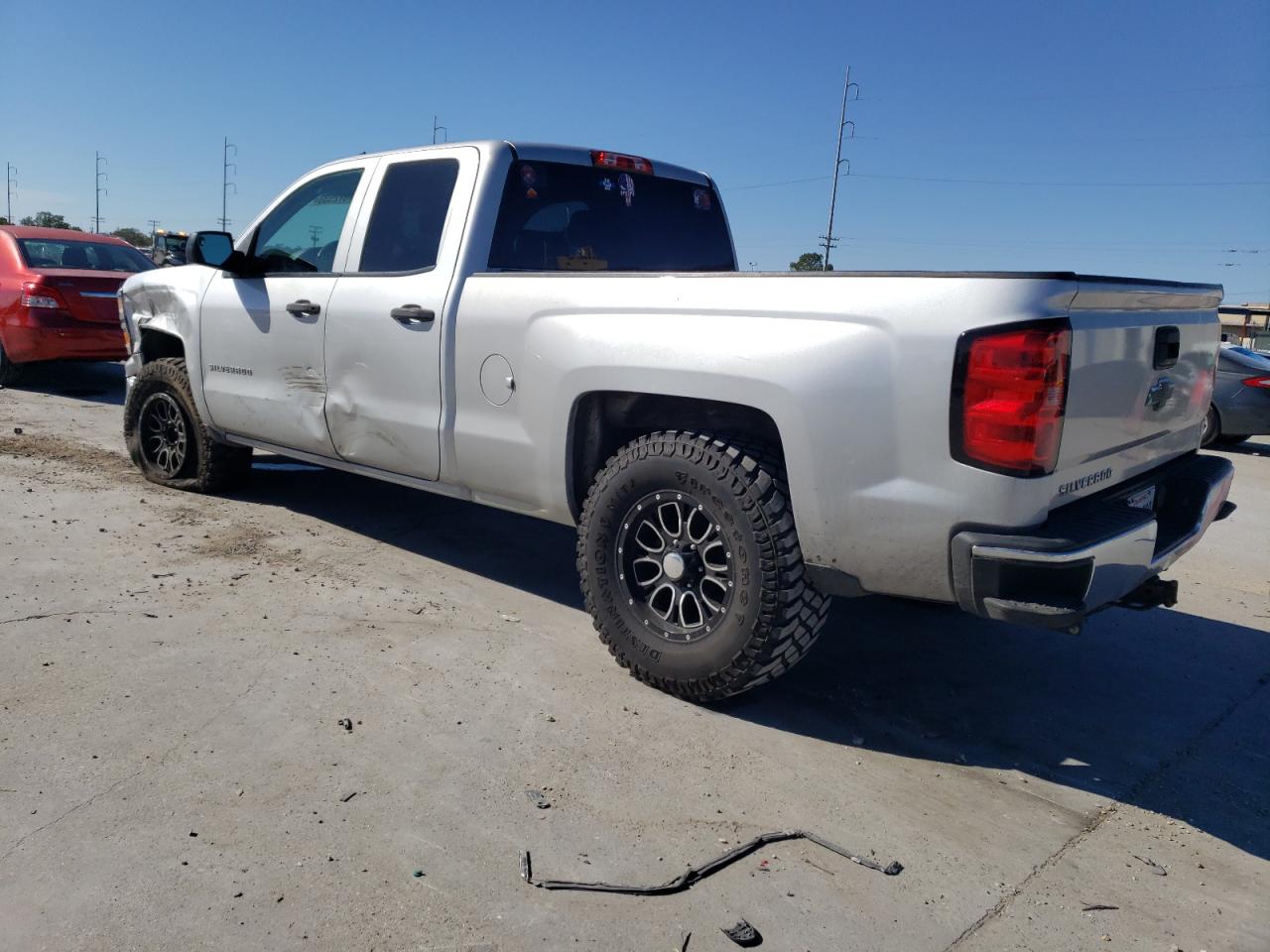 Image 2 of 2015 CHEVROLET SILVERADO C1500 2015 with VIN 1GCRCPEC9FZ153295