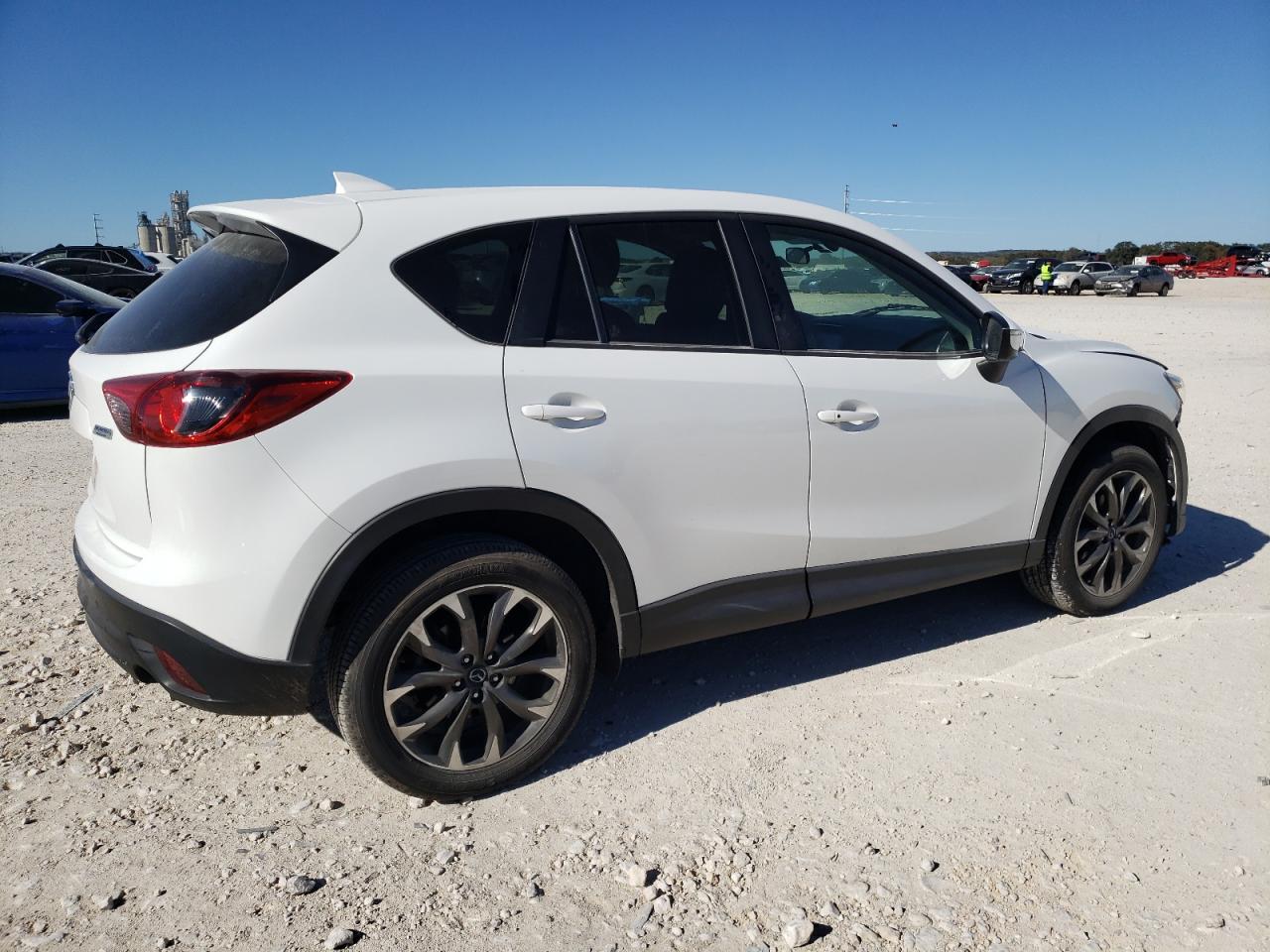 Image 3 of 2016 MAZDA CX-5 GT 2016 with VIN JM3KE2DYXG0706514