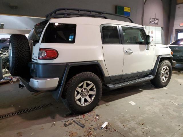 Изображение 3 2014 TOYOTA FJ CRUISER  2014 с VIN JTEBU4BF2EK189795