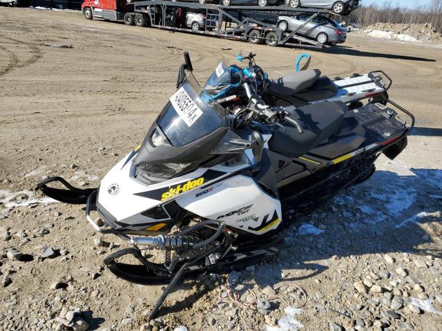 Image 2 of 2019 SKI DOO MX Z 600 2019 with VIN 2BPSUEKB4KV000074