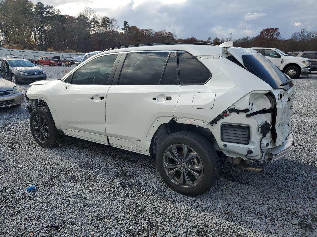 Obraz 2 z 2022 TOYOTA RAV4 LIMITED 2022 z VIN 4T3D6RFV4NU084902
