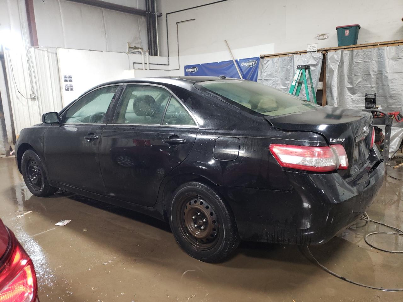 Изображение 2 2010 TOYOTA CAMRY BASE 2010 с VIN 4T4BF3EK0AR017671