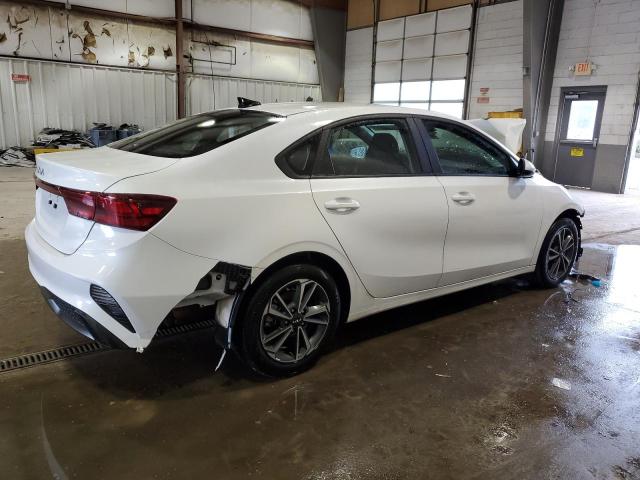 Image 3 of 2023 KIA FORTE LX 2023 with VIN 3KPF24AD5PE575936