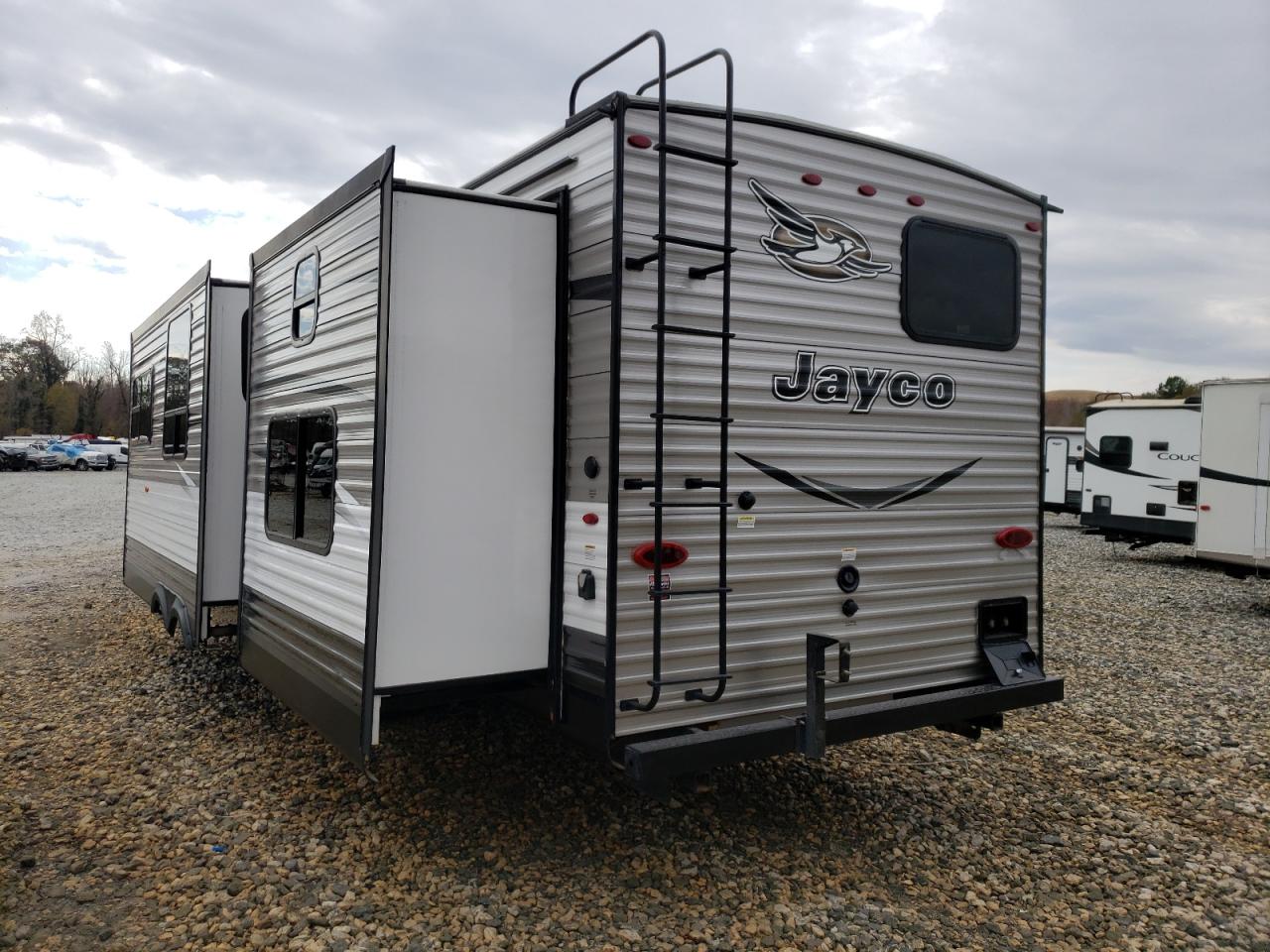 Obraz 3 z 2017 JAYCO JAY FLIGHT 2017 z VIN 1UJBJ0BT9H1T90115
