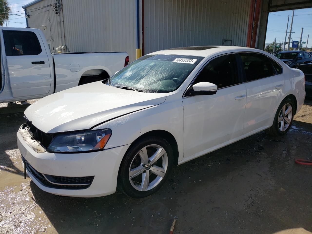 2013 VOLKSWAGEN PASSAT SE 2013 image