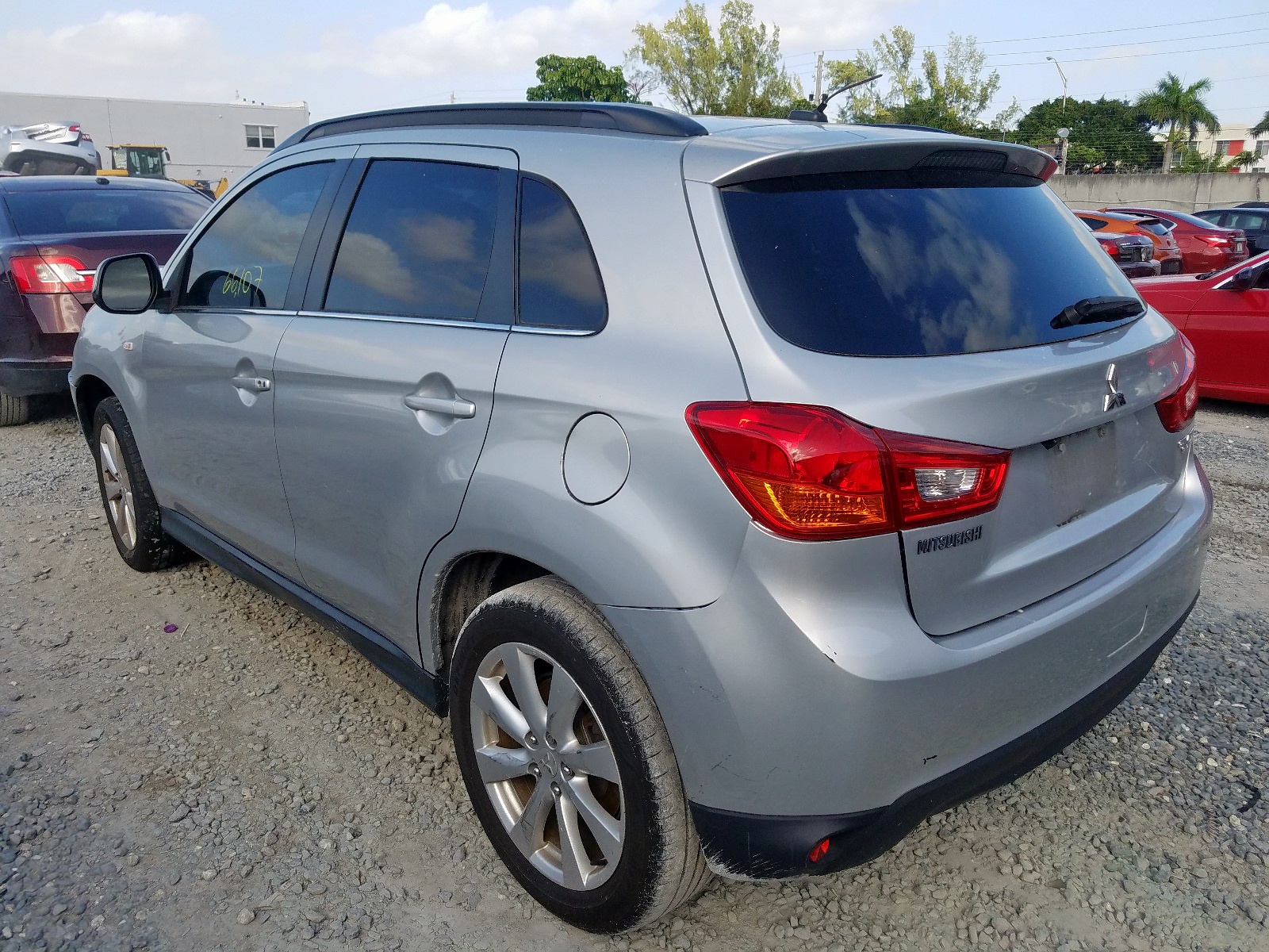 Изображение 3 2013 MITSUBISHI OUTLANDER SPORT SE 2013 с VIN 4A4AP4AU1DE002107