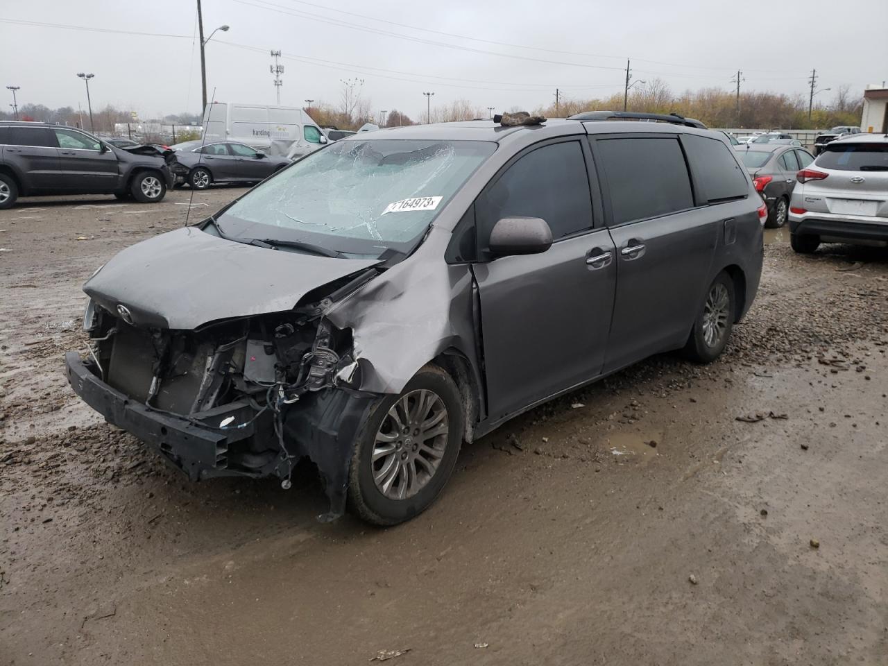 Изображение Toyota Sienna Xle 2014