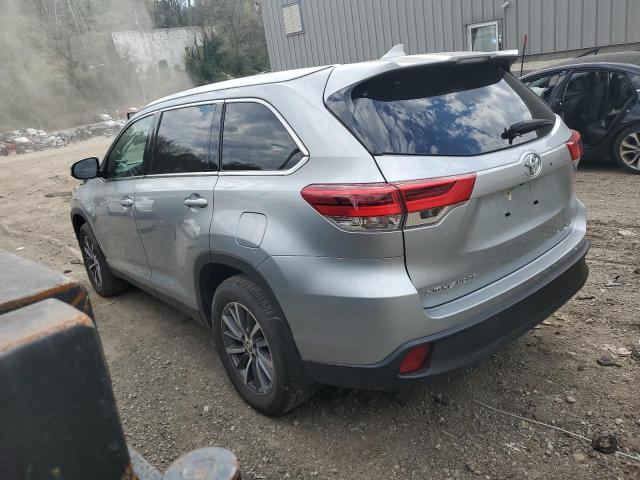 Obraz 2 z 2019 TOYOTA HIGHLANDER SE 2019 z VIN 5TDJZRFH3KS617792