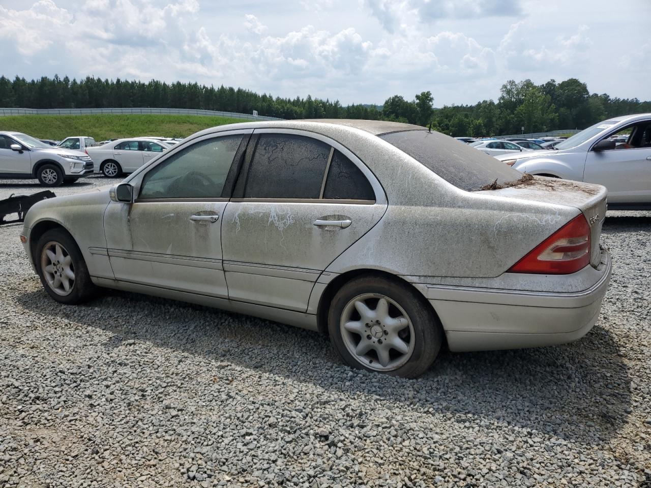 Image 2 of 2002 MERCEDES-BENZ C 240 2002 with VIN WDBRF61J92E003421