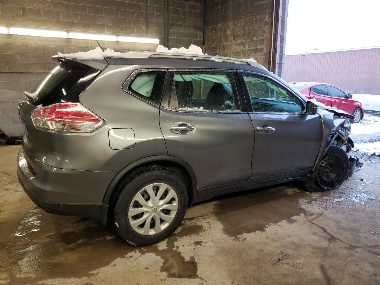 Изображение 3 2016 NISSAN ROGUE S 2016 с VIN 5N1AT2MV5GC866570