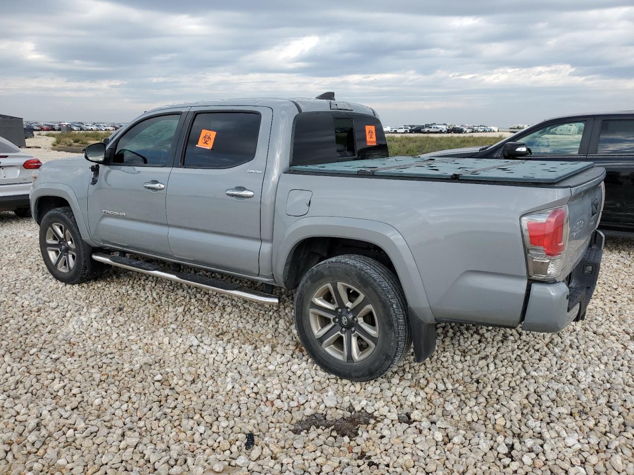 Obraz 2 z 2018 TOYOTA TACOMA DOUBLE CAB 2018 z VIN 5TFEZ5CN9JX055264