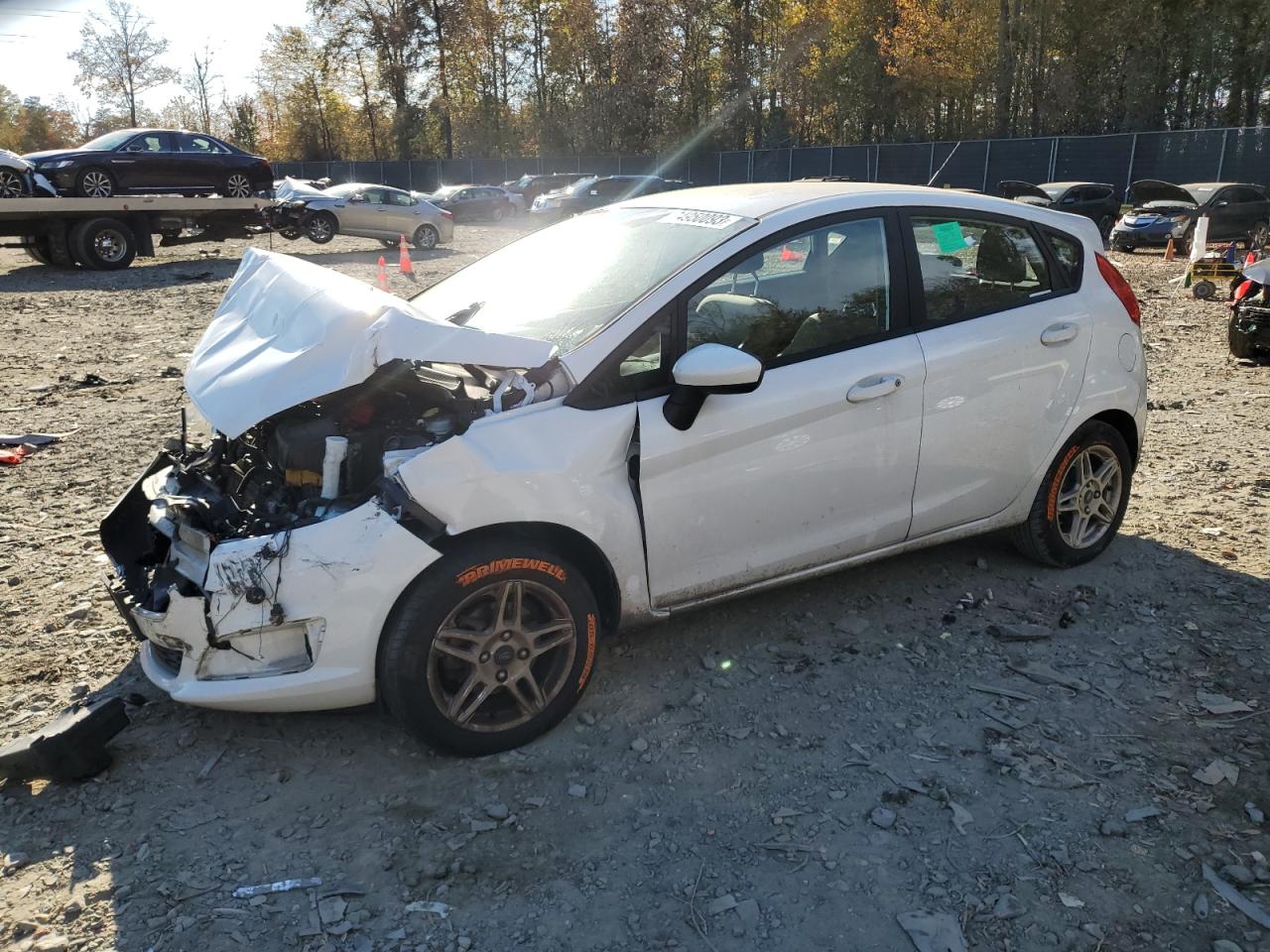 Изображение 1 2019 FORD FIESTA SE 2019 с VIN 3FADP4EJ6KM143496