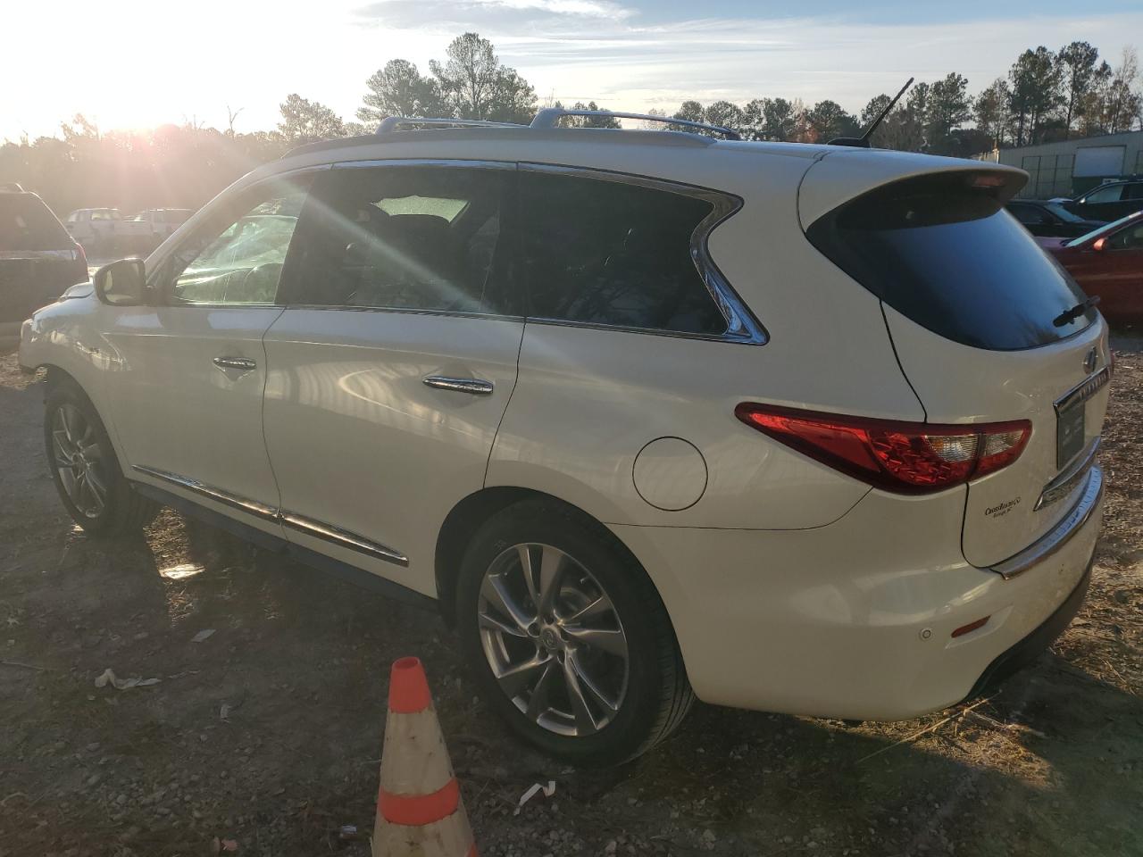 Изображение 2 2015 INFINITI QX60  2015 с VIN 5N1AL0MM2FC539828