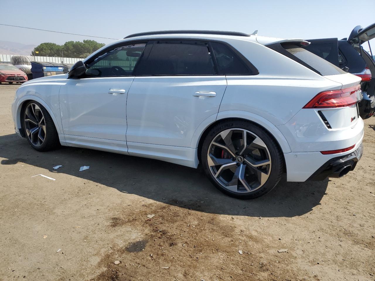 Изображение 2 2021 AUDI RS Q8  2021 с VIN WU1ARBF16MD015352
