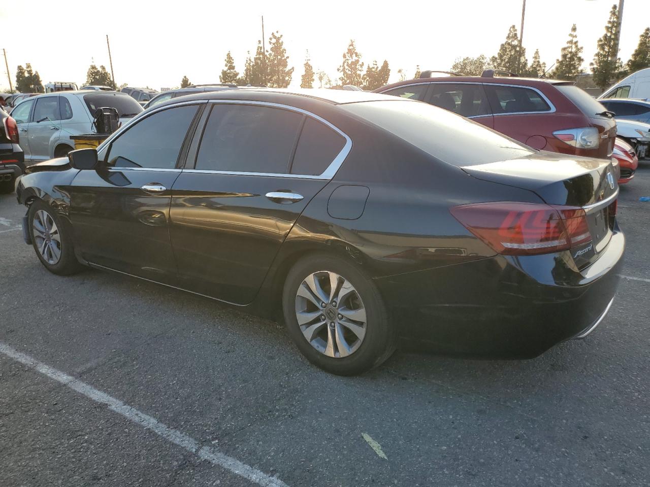 Изображение 2 2014 HONDA ACCORD LX 2014 с VIN 1HGCR2F32EA043581