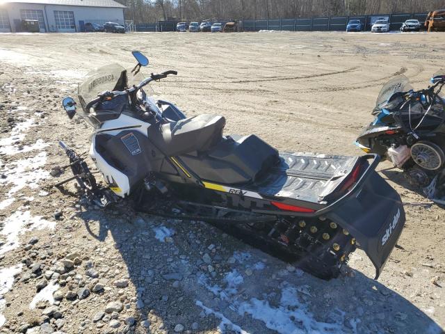 Image 3 of 2019 SKI DOO MX Z 600 2019 with VIN 2BPSUEKB4KV000074