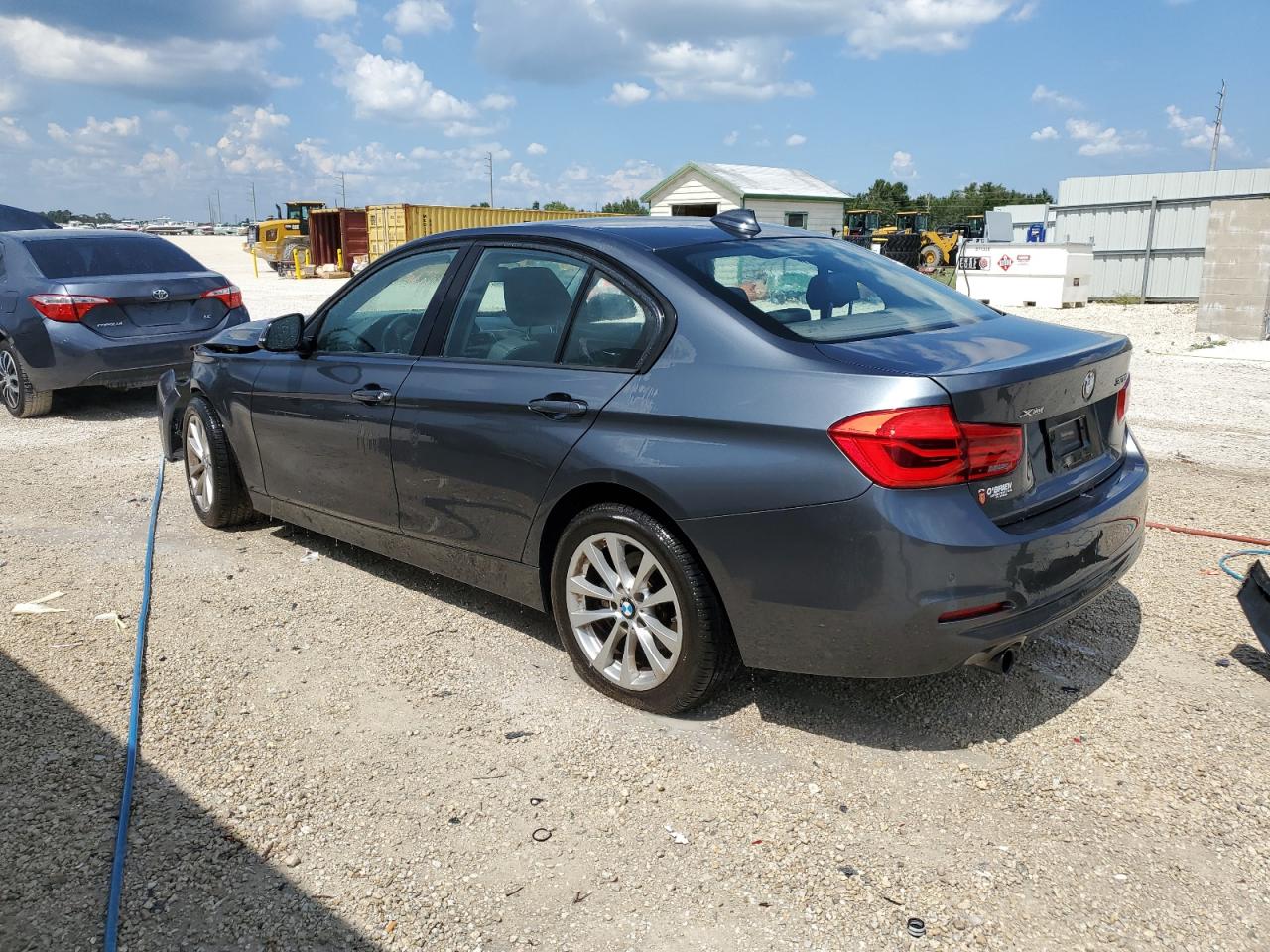 Obraz 2 z 2016 BMW 320 XI 2016 z VIN WBA8E5G50GNT41024