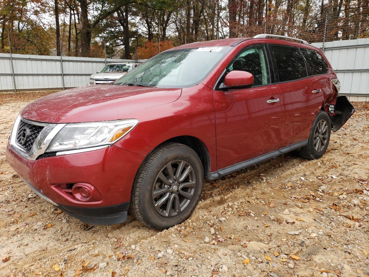 Image 1 of 2016 NISSAN PATHFINDER S 2016 with VIN 5N1AR2MM9GC623902