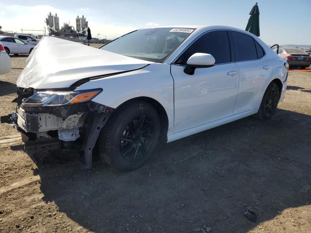 Obraz 1 z 2021 TOYOTA CAMRY LE 2021 z VIN 4T1C11AK0MU544332