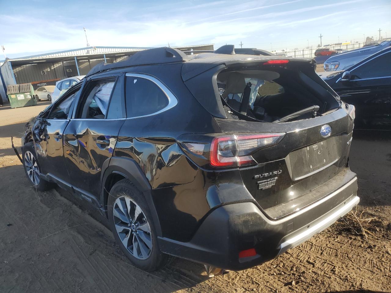 Изображение 2 2023 SUBARU OUTBACK LIMITED 2023 с VIN 4S4BTANC9P3210237