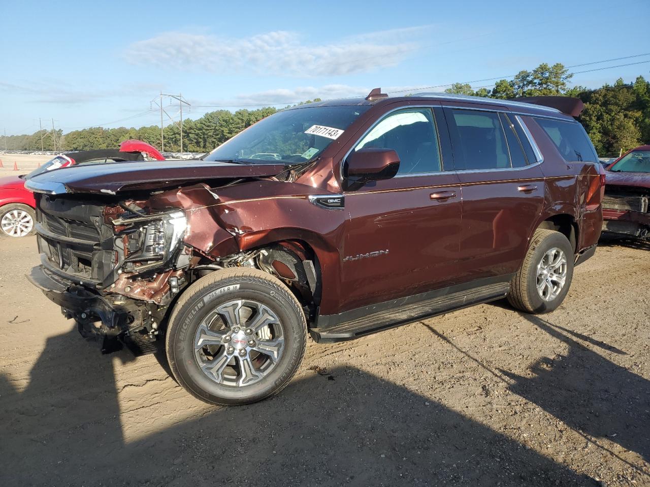 Изображение 1 2022 GMC YUKON SLE 2022 с VIN 1GKS1AKDXNR321529
