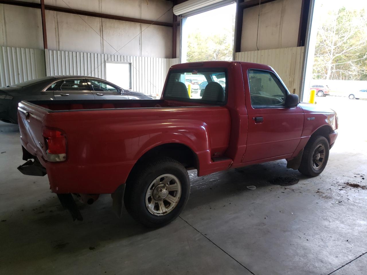 Image 3 of 2000 FORD RANGER  2000 with VIN 1FTYR10C0YPA04531